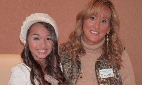 Jeanette Jennings with her daughter Jazz Jennings.